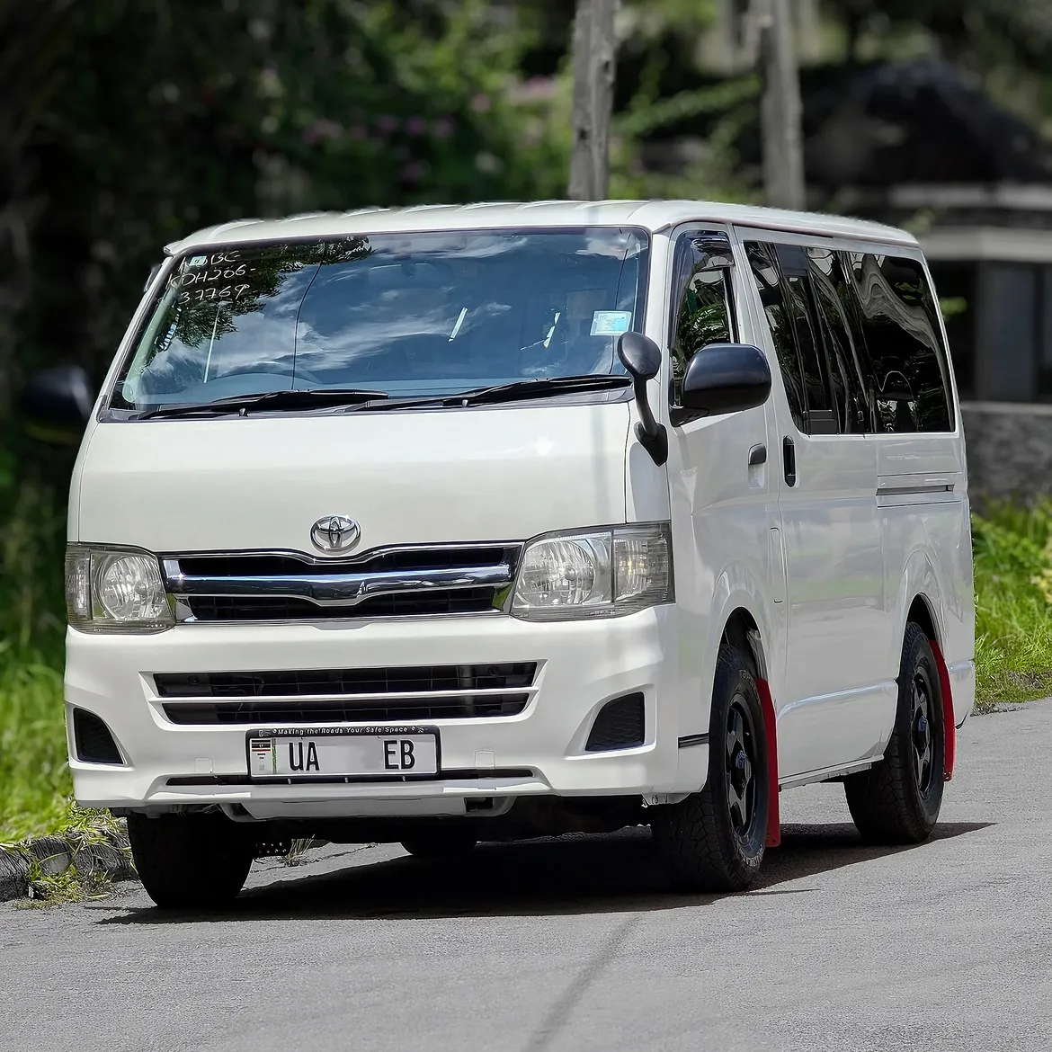 Toyota Hiace 2011 Drone