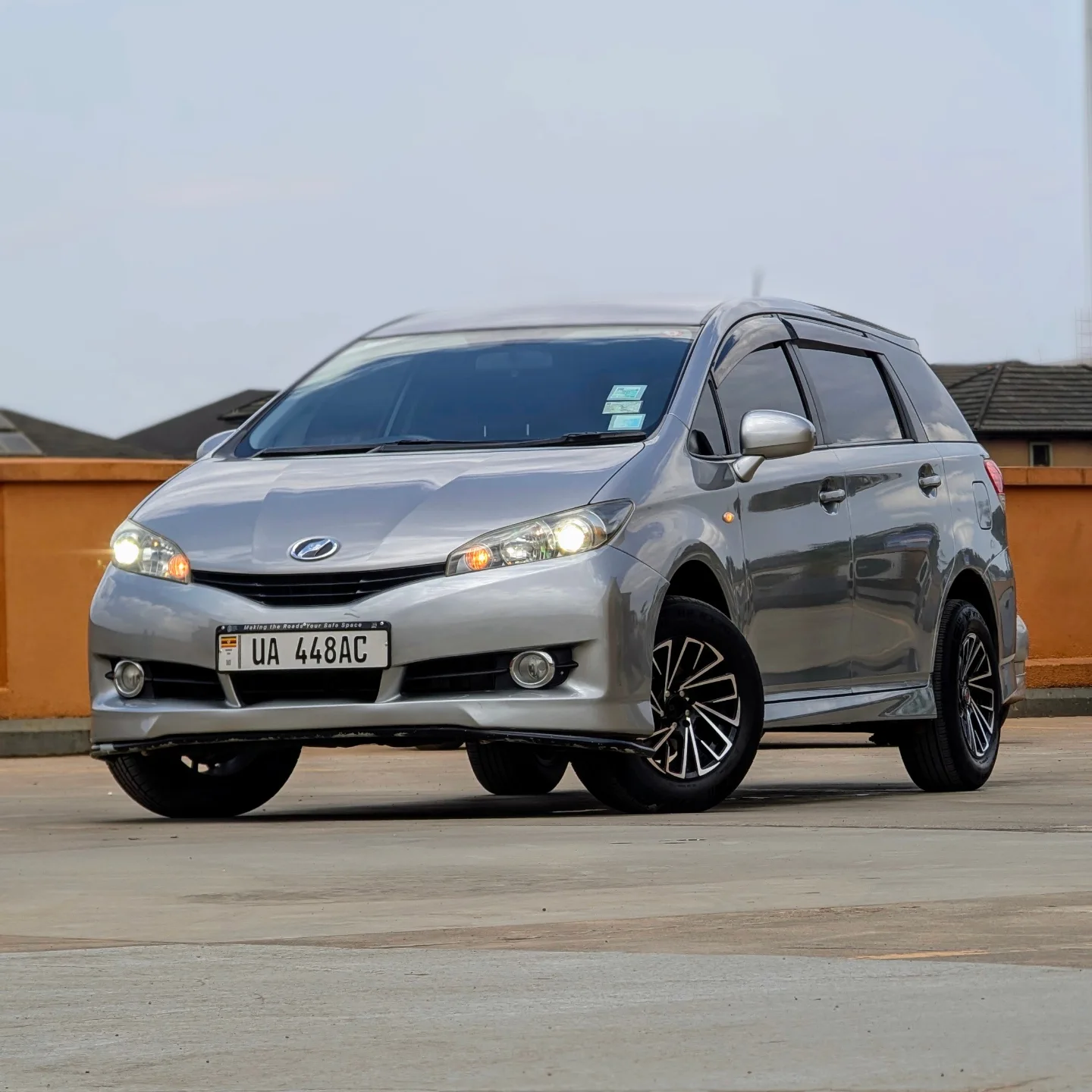Toyota Wish 2000